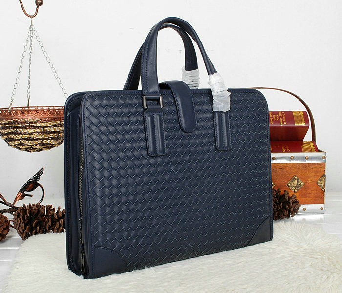 Bottega Veneta intrecciato VN briefcase 52227 blue